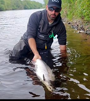Kevin Collins APGAI-Ireland Double Hanhed Fly Caster at The Irish Fly Fair 2024